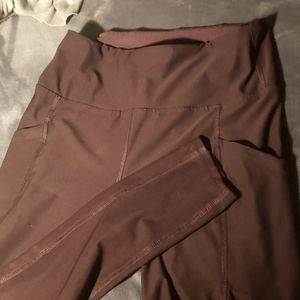 Plum legging with side cell phone pocket